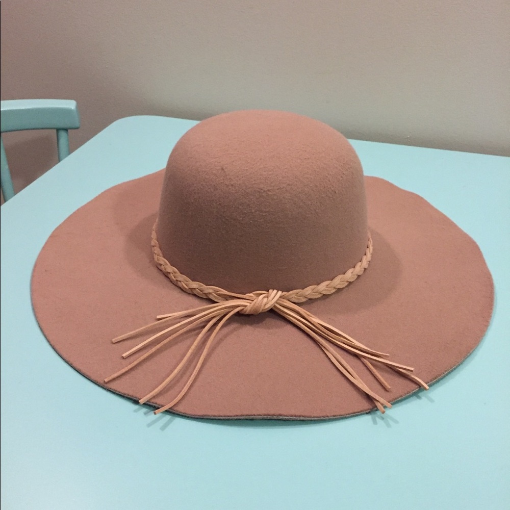 Tan hat with belt